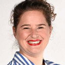 Elodie Poux als Self