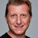 Ömür Arpacı als Dursun Sarı