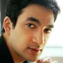 Adi Hanash als Security Officer