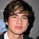 Calum Hood als Self