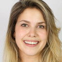 Thaís Müller als Fátima