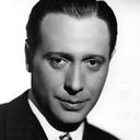 Edward Raquello als Rodolfo Ramos