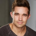 Kyle Kupecky als Laurie