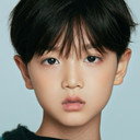 吴佳峻 als Xiao Ayun