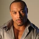 Robert Dobson als Security Guard