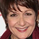 Ivonne Coll als Mrs. Batista