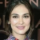 Luna Maya als Kania