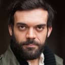 Gonzalo Bouza als Javier