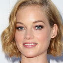 Jane Levy als Cheerful Insurance Rep (voice)