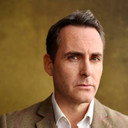 Max Cavenham als MI5 Agent