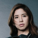 Jenny Jamora als TV Newscaster (segment "Uyayi")