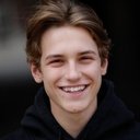 Nevio Wendt als Peter Shaw