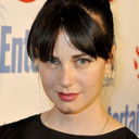 Mia Kirshner als Laurie Callahan