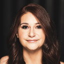 Sabryna Mongeon als Self - Host