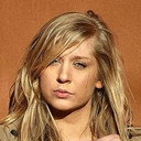 Anna Kordus als Girl