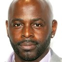 Alimi Ballard als Steve Repperton