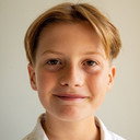 Joel Hesse Johansen als Manfred som barn