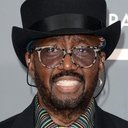 Otis Williams als The Temptations