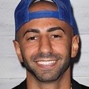 Yousef Erakat als Jonathan