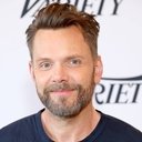 Joel McHale als Rex