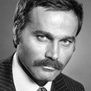Franco Nero als Felix the Alchemist