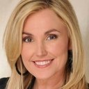 Donna Barnes als Mother at Stream