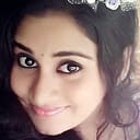 Dimple Rose als Young Devootty
