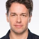 Julian Ovenden als Fred Anderson