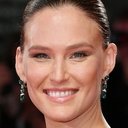 Bar Refaeli als Einav