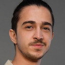 Gürberk Polat als Eren