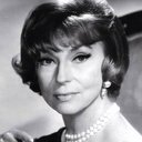 Agnes Moorehead als Miss Hattie