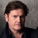 Charlie Burchill als Self