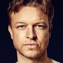 Anders Skov Madsen als Døde Lars