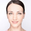 Yulia Stepanova als Couple in Yellow