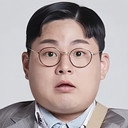 Hong Seong-pyo als Nam Yeon-woo