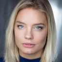 Holly Horne als Anemona
