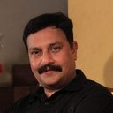 Abhishek Shankar als Periya Ponnu's Husband