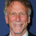 Peter Horton als Lionel