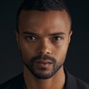 Eka Darville als Sylva