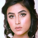 Ammara Butt als Komal; Bhola's cousin