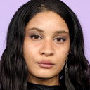 Kota Johan als Dakota