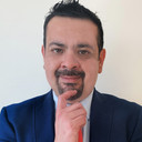 Eduardo Delgadillo Herrera als Sr. Zuckerberg