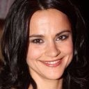 Melinda Kinnaman als Veronika