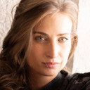 Rébecca Balestra als Self - Panelist