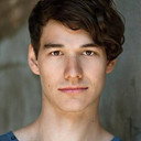 Brendan Flynn als Kai
