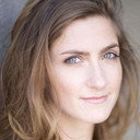 Esther Hannaford als Simone