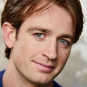 Coby Larinde als Easton