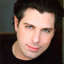 Jason Cicci als Martin Adams