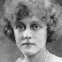 Hortensia Hedström als Woman at the Dance