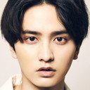 瀬戸利樹 als Hiiro Kagami - Kamen Rider Brave